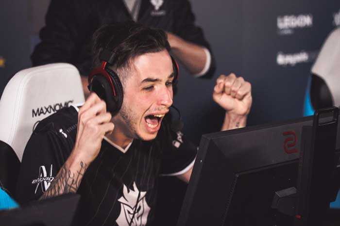 俱乐部立下 俱乐部立下