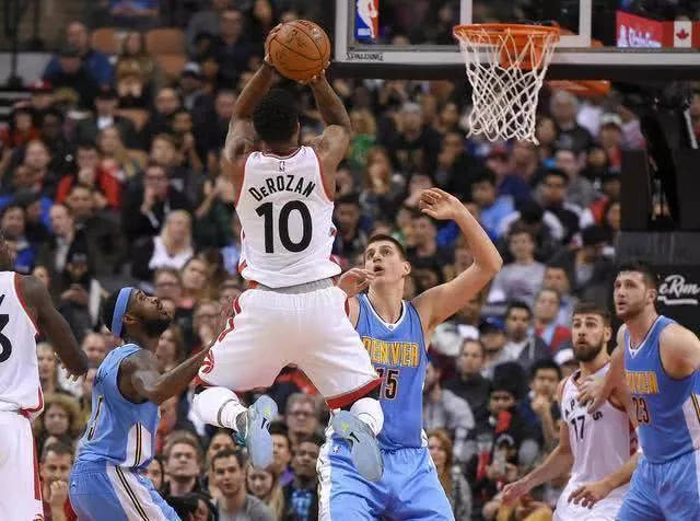 他们用一场 他们用一场